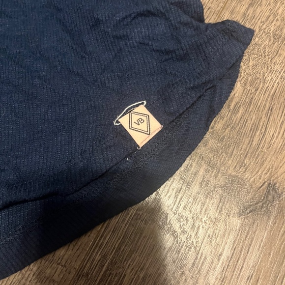 Vera Bradley tank top size large - Picture 2 of 8